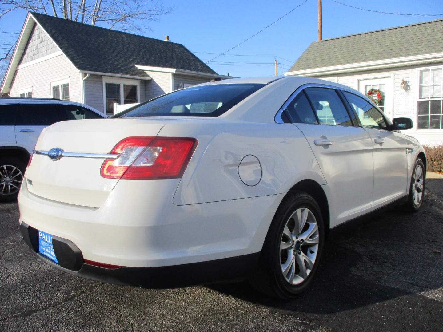 2010 Ford Taurus (1FAHP2HW2AG) , AUTOMATIC transmission, located at 540a Delsea Drive, Sewell, NJ, 08080, (856) 589-6888, 39.752560, -75.111206 - Photo#6